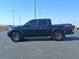 Used 2018 Nissan Frontier PRO-4X image 2