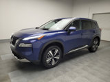 Used 2021 Nissan Rogue Platinum image 2