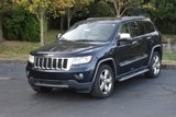 Used 2011 Jeep Grand Cherokee Limited w/ Luxury Group II image 2