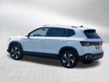 New 2025 Volkswagen Taos SE image 3