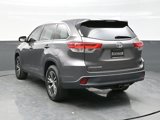 Used 2019 Toyota Highlander LE image 5