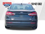 Used 2020 Ford Fusion SE image 4