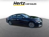 Used 2023 Nissan Altima 2.5 SV image 2