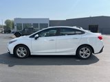 Used 2017 Chevrolet Cruze LT image 4