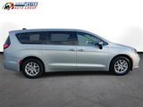 Used 2023 Chrysler Pacifica Touring-L image 5