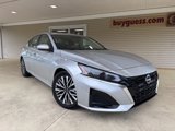 Used 2023 Nissan Altima 2.5 SV image 2