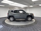 Used 2019 Jeep Renegade Latitude w/ Cold Weather Group image 6