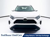 Used 2019 Toyota RAV4 LE image 2