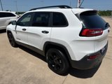 Used 2017 Jeep Cherokee Sport image 5