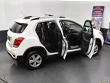 Used 2020 Chevrolet Trax LT w/ LT Convenience Package image 6