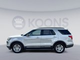 Used 2018 Ford Explorer XLT w/ Equipment Group 202A image 2