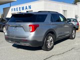Used 2022 Ford Explorer XLT w/ Equipment Group 202A image 3