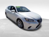 Used 2016 Lexus CT 200h image 2
