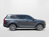 Used 2022 Kia Telluride EX w/ EX Premium Package image 4