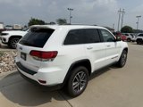 Used 2020 Jeep Grand Cherokee Laredo w/ Security & Convenience Group image 5