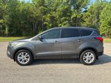 Used 2019 Ford Escape SE image 3