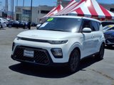 Used 2022 Kia Soul EX image 2
