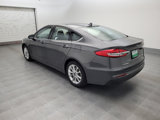 Used 2020 Ford Fusion SE image 5