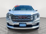 Used 2022 GMC Terrain Denali w/ Denali Premium Package image 2