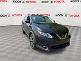 Used 2017 Nissan Rogue Sport SL image 3