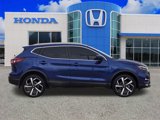 Used 2020 Nissan Rogue Sport SL image 2