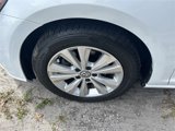 Used 2018 Volkswagen Golf SE image 4