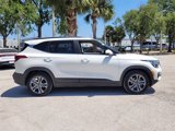 Used 2023 Kia Seltos S w/ Navigation Package image 5