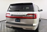 Used 2019 Lincoln Navigator Reserve image 6