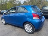 Used 2011 Toyota Yaris 2-Door Hatchback image 3