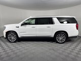 Used 2021 GMC Yukon XL Denali w/ Denali Premium Package image 2