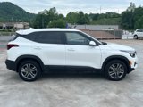 Used 2022 Kia Seltos LX image 2