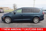 Used 2022 Chrysler Pacifica Touring-L image 2