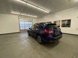 Used 2017 Subaru Outback 3.6R Limited image 4