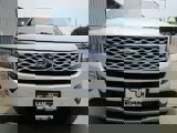 Used 2017 Ford Explorer Platinum image 2