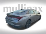 Used 2022 Hyundai Elantra SEL image 5