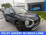Used 2022 Mitsubishi Outlander SE image 2