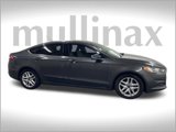 Used 2016 Ford Fusion SE image 2