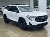 Used 2021 GMC Terrain SLT w/ Elevation Edition image 4