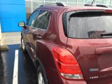 Used 2017 Chevrolet Trax LT w/ LT Convenience Package image 4