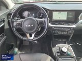 Used 2022 Kia Niro EX image 4