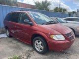 Used 2005 Dodge Grand Caravan SXT image 3