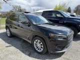 Used 2019 Jeep Cherokee Latitude w/ Popular Appearance Group image 2