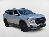Used 2022 GMC Terrain SLE w/ Driver Convenience Package image 3