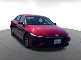 Used 2024 Hyundai Elantra SEL image 3