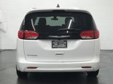 Used 2022 Chrysler Voyager LX image 5