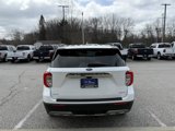 Certified 2021 Ford Explorer XLT w/ Equipment Group 202A image 4