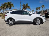 Used 2021 Ford Escape SE image 3