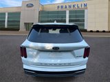 Used 2021 Kia Sorento EX w/ Panoramic Sunroof Package image 5