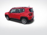 Used 2021 Jeep Renegade Latitude w/ Convenience Group image 3