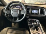 Used 2015 Dodge Challenger SXT image 3